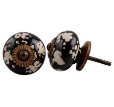 Black Painted Leaf Knob