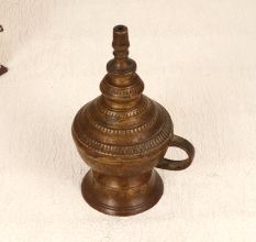 Handcrafted Brass Oil Lamp with Handle for Decoration