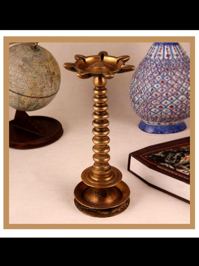 Symbolic Meanings and Cultural Significance of the Nilavilakku Lamp